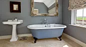Painting a bath | Try these guys ...http://www.tubbyuk.com/http://www.plumbworld.co.uk/204-0000