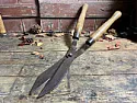 Bent/Bowed garden shears | next thread &raquo;