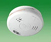 Mains powered smoke detector with alarm accept loop. |  "Z" wrote| I was looking for a mains powered smoke detector with a loop|...