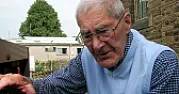 Will the pikeys take a bath? and copper waste Q  |  Depends where you live. When my brother lived in Hackney, his plumber manhandled...