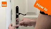 Removing euro cylinder  |  A neighbour's front door can't be locked(1) - the key goes in easily but...