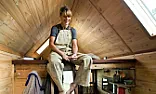 Tiny house  |  looking at it on streetview the one on the other side of the entranceinto...